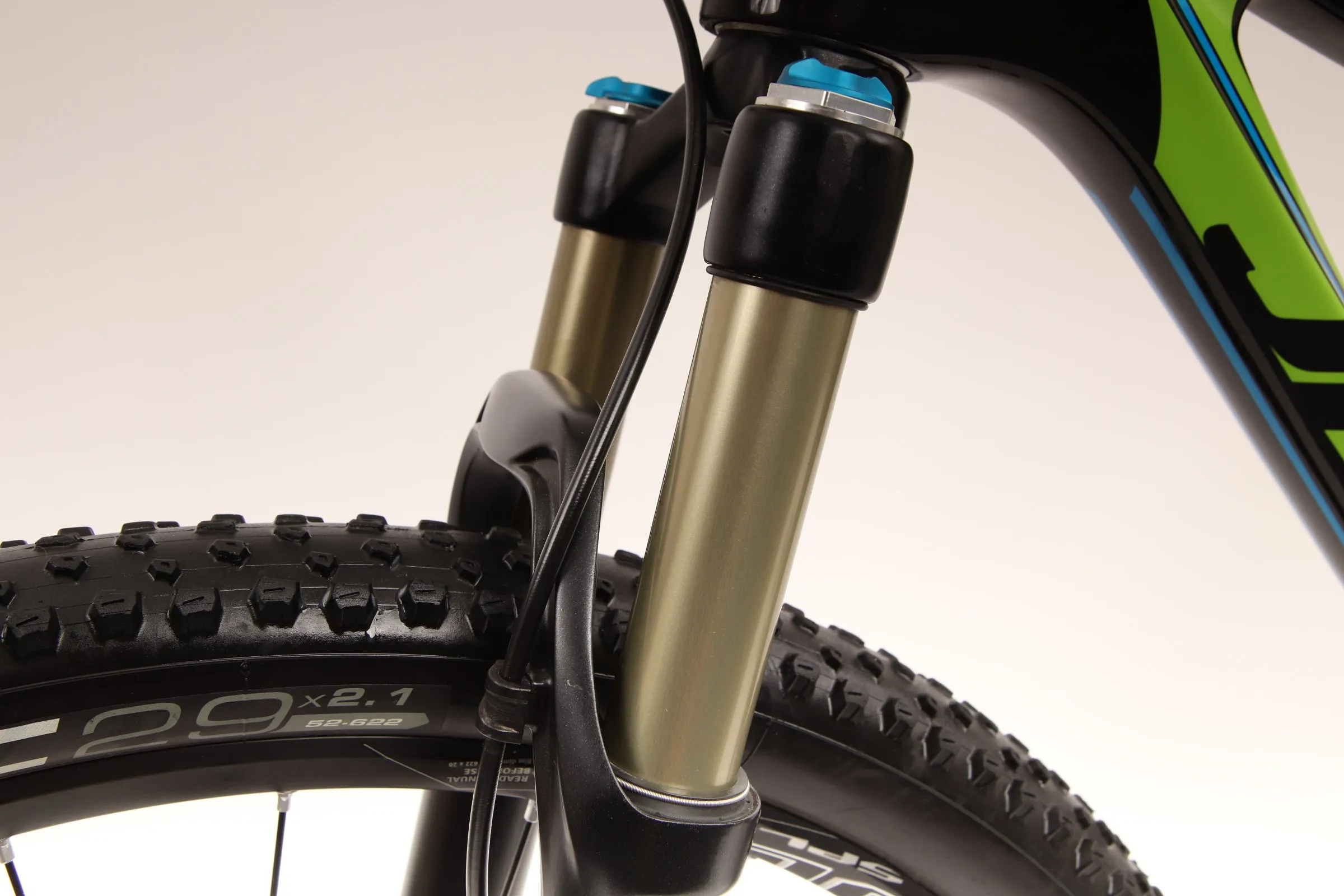 2016 JAMIS DAKOTA PRO  Mountain Bike - Medium