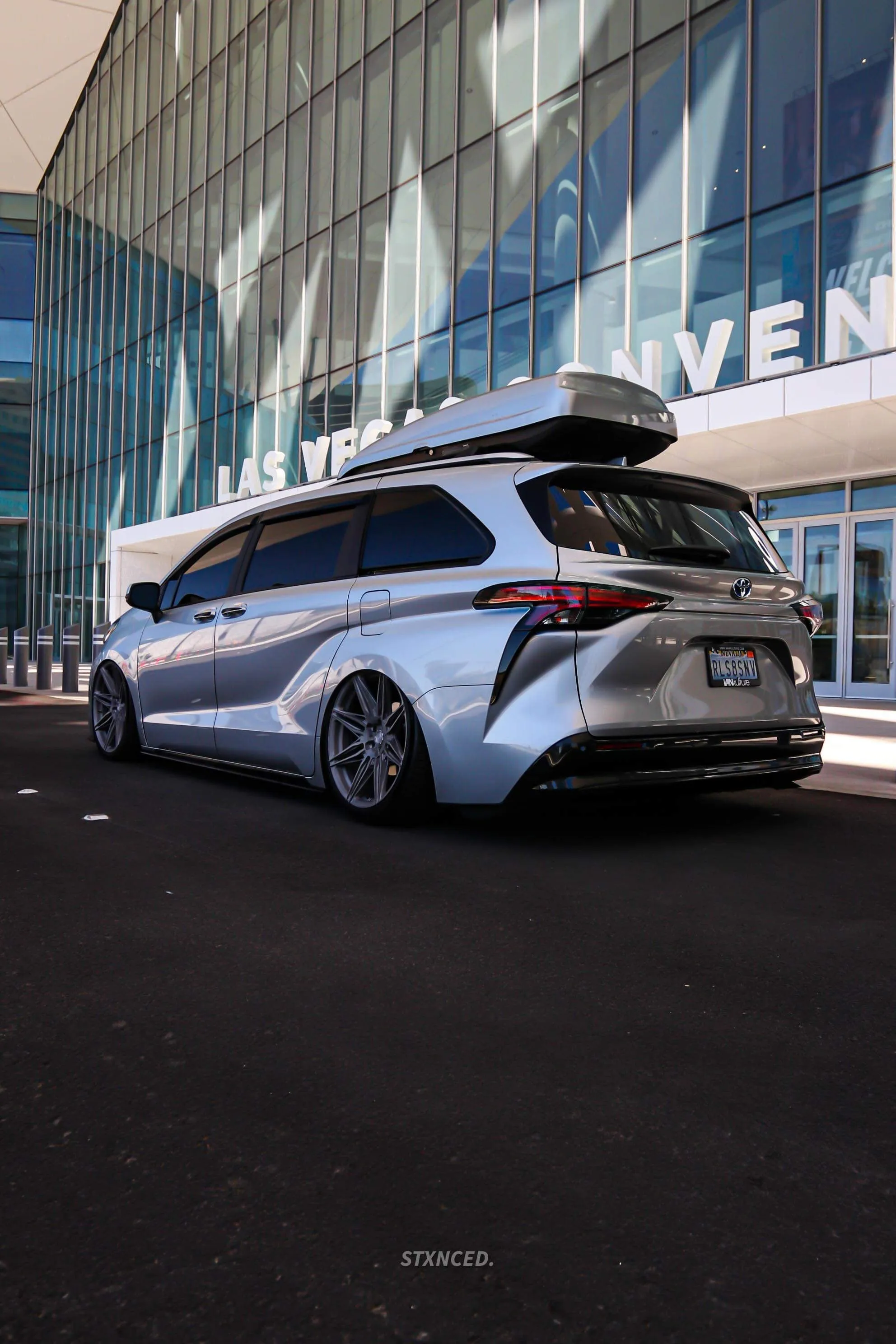 2021  Toyota Sienna UAS Solution Series Air Suspension Kit